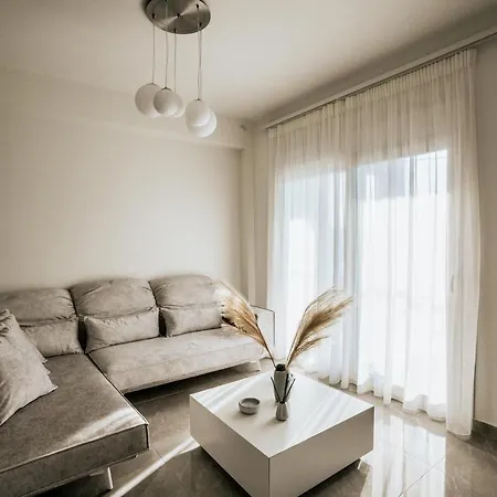 Emerald Luxury Apartment